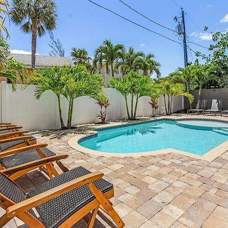 Welcome To 246 Delmar Ave - Vacation Rental Home Fort Myers Beach Luaran gambar